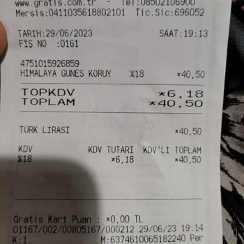 Himalaya Global Dudak Nemlendiricisinin Duruşu Ve İşlevi!