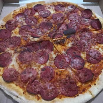 Domino's Pizza Geç Ve Soğuk Geldi