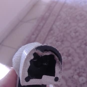 FLO Ayakkabı Mağazası Bana Kırık Ayakkabı Yolladı