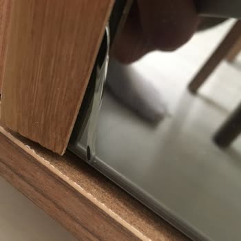 Aksu Çarşı Mobilya Hasarlanması Hakkında