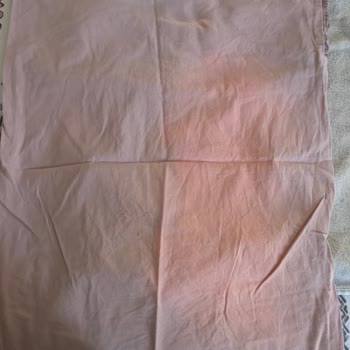 Rinso Çamaşırlarda Pembe Leke