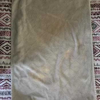 Rinso Çamaşırlarda Pembe Leke