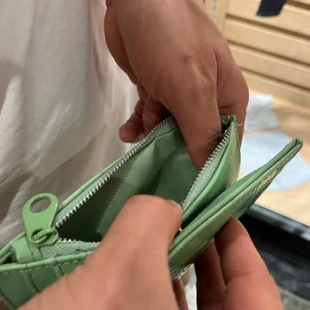 Stradivarius Üründe Alarm Unutulması