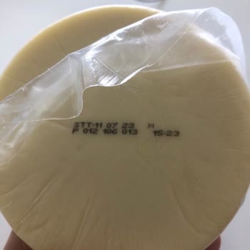 Ülker İçim Taze Kaşar Ürününde Küf