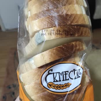 BİM Tost Ekmeği Küf