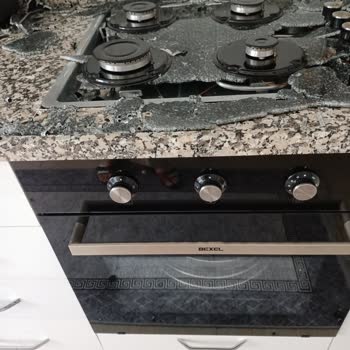 Patlayan Bexel Marka Ankastre Ocak