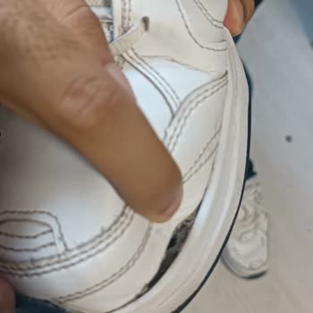 Nike Ayakkabılarının 300 TL Lik Ayakkabı Performansı Vermesi.