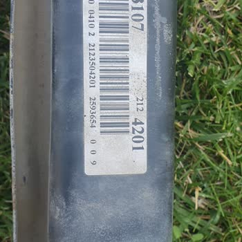 Mercedes-Benz Kalitesiz Malzeme Ve Kötü Servis Hizmeti