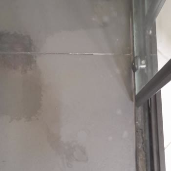 Asperox Mavi Güç Beyaz Lekeler Bıraktı