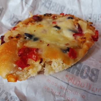 Arı Börek Trendyol Yemekten Sipariş Verdiğim Ürün Çiğ Gelip Red Edilmesi