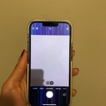 Apple Store İPhone 14 - Kamera Bozuk - Değişim Kabul Etmiyorlar