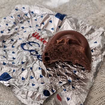 Ülker Ece Çikolatası Malzeme (Fındık) Eksikliği