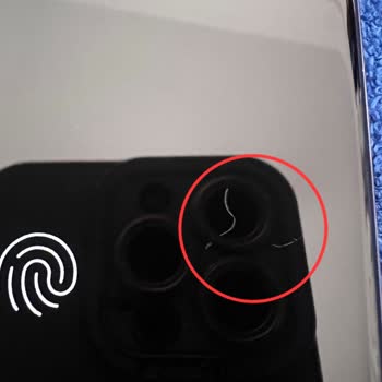 Samsung S23 Ultra Ekranları Çok Dayanıksız. Çiziliyor.