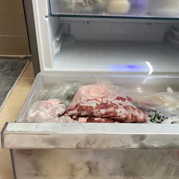 Beko Buzdolabı Buz Tuttu