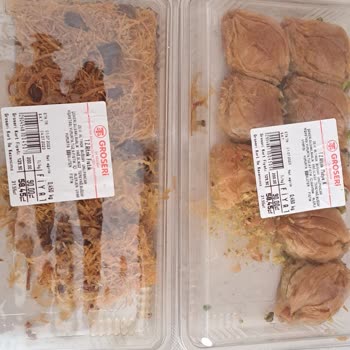 Groseri Gıda Bozuk Ve Bayat Ürün
