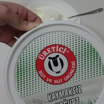 Üretici Süt ve Süt Ürünleri Yoğurtta Siyah Kufe Benzer Bir Şey Var