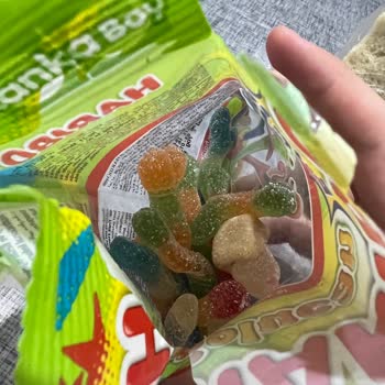Haribo Ekşi Solucan Jelibondan Ne Olduğu Belirsiz Ürün Çıktı