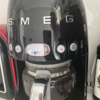Smeg Kahve Makinesi Kuramızı Işık Uyarısı