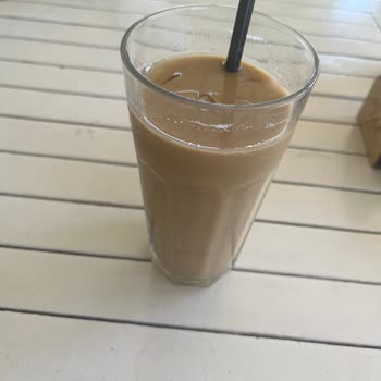 Beyaz Yalı Cafe & Restaurant Kötü Ürün Su Gibi Kahve