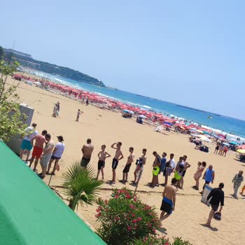 Alanya Belediyesi Halk Plajında Duş Alma Sorunu