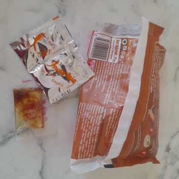 Indomie Antalya Kepez Tahtakale Şubesinden Aldığım Indomie Noodle İçinden Bilmediğim Bir Şey Çıktı!