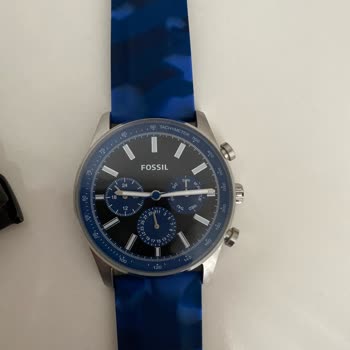 Kısa Sürede Saatin Pilinin Bitmesi. Saat & Saat