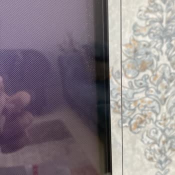 Media Markt Ekranda Piksellenme Olan TV'de Garanti Devreye Sokulmaması