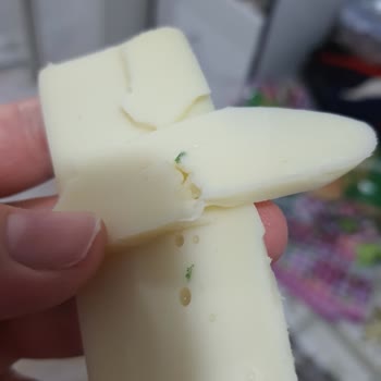 Bahçıvan Marka Kaşar Peynirin İçinde Ne Olduğu Belli Olmayan Şey?