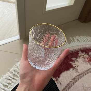 Cici Züccaciye Aldığım Bardaklar 24 Ayar Altın Yaldızdır Denildi, Ama İlk Yıkamada Soldular