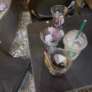 Starbucks Coffee Çirkin Görüntü Müşteri Değeri Bu Kadar Olmamalı