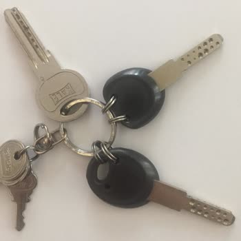 Kale Kilit Merkeze Yaptırtmak İstediğim 164 Cec Anahtarlarının Yapımındaki Açık.