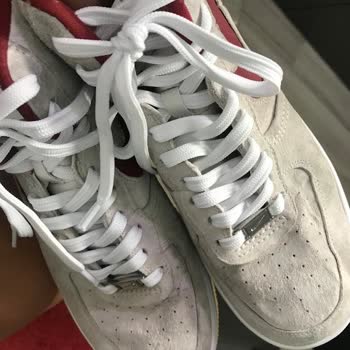 Bay Dakik Lostra Ayakkabıları Temizlemeye Bıraktım Giyilemeyecek Durumda Teslim Ettiler