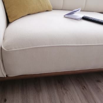 Vivense Geç Teslimat Koltuklarda Kirler Dikişlerinde Kusurlar