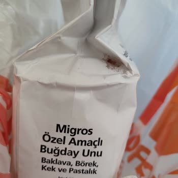 Migros Raflarında Eski Ve Böceklenmiş Ürün Satıyor