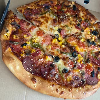 Yemek Sepeti Pizza Hut 135 Dakika Sonra Gelen Üstelik Eksik Ürün İle