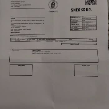 Sneaks Up Kusurlu Ürün Satışı