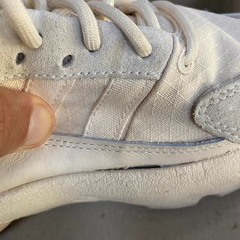 Sneaks Up'tan Alınan Spor Ayakkabının Açılması!