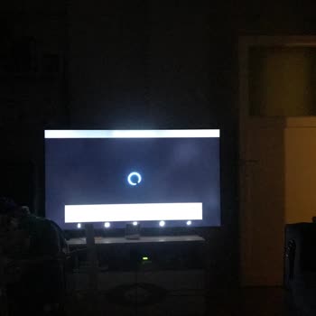 Samsung Q60b TV'de Panel Bulutlanması