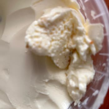 Şok Marketler Süt Ve Süt Ürünleri SKT