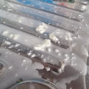 Pınar Süt 4'lü Paket Sütü Bozuk ve Sağlıksız