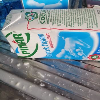 Pınar Süt 4'lü Paket Sütü Bozuk ve Sağlıksız