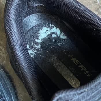 Skechers Ayakkabının 4 Ayda Tabanı Eridi, Değişim Dahi Yapmadılar.