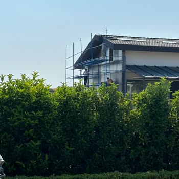 Çeşme Belediyesinin İnsaat Yasağına Uymayan İnşaatlara Sözü Geçmiyor