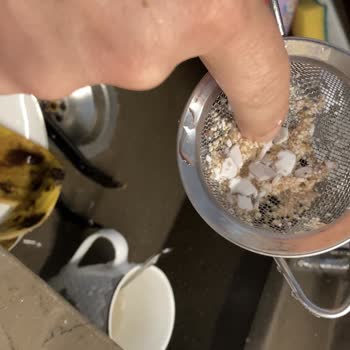 İçim Rahat Laktozsuz Sütünde Plastik Parça Sorunu