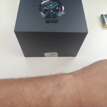 Huawei Saat Kolumu Yara Yaptı.