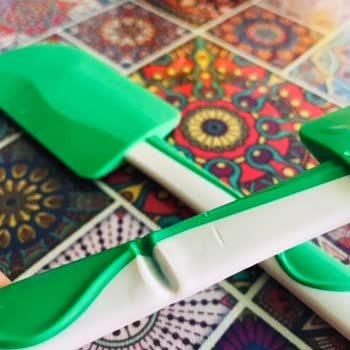 IKEA Spatula, Pipet Gibi Saniyeler İçinde Eridi