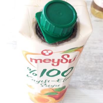 Meysu Meyve Suyunun İçinden Garip Bir Cisim Çıktı
