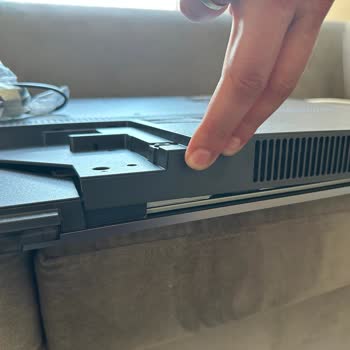 Aras Kargo LG Oled Evo Hasarlı Ürün