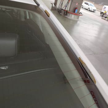 Honda Aracımın Arka Cam Kenarlarında Boya Soyulma Sorunu