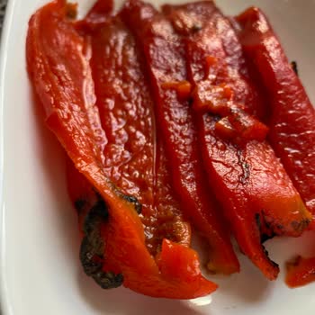 BİM Yurdum Biber Konservesinden Kurt Çıktı!